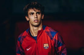 解析“二人麻将”：极致的听牌速度与极简的博弈逻辑。（透视二人麻将：飞速听牌与极简博弈逻辑）